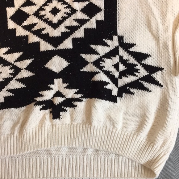 Aztec Sweater - Picture 3 of 3